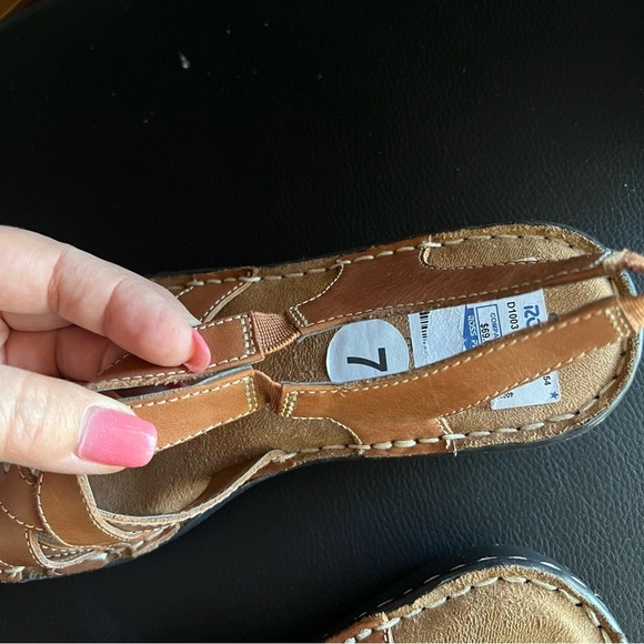 Naturalizer Craft Comfort Sandals, tan leather straps, slip on, size 7, NEW! - Picture 9 of 16